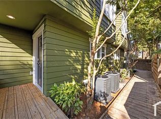 425 W 8th St APT 92, Charlotte, NC 28202