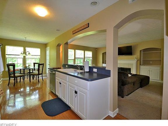 5th image of 2147 Camden Ln