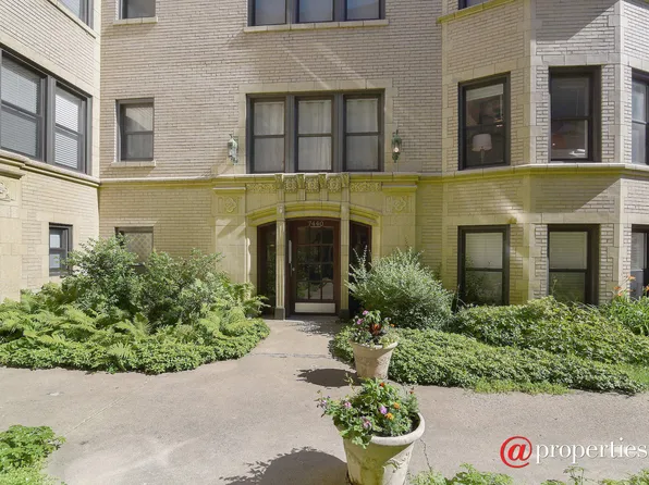 7434 N Hermitage Ave #1E, Chicago, IL 60626