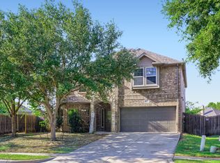 5808 Windy Meadow Ln, Grand Prairie, TX 75052