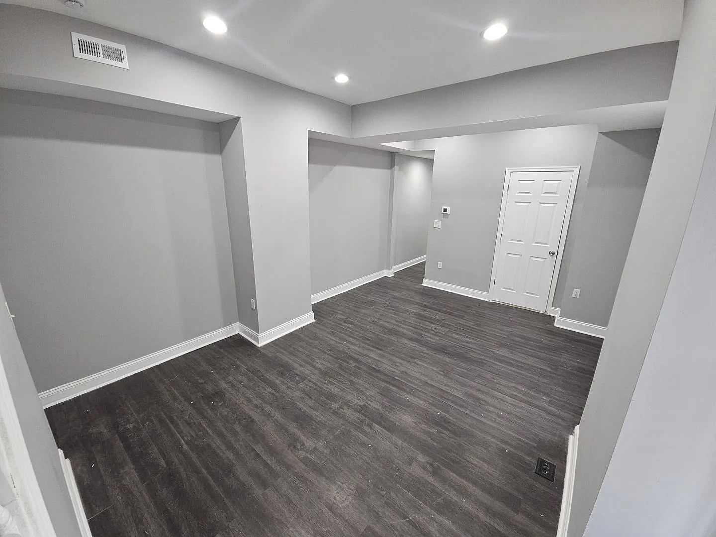 5 Bedroom Townhouse in Pigtown — Photo 2