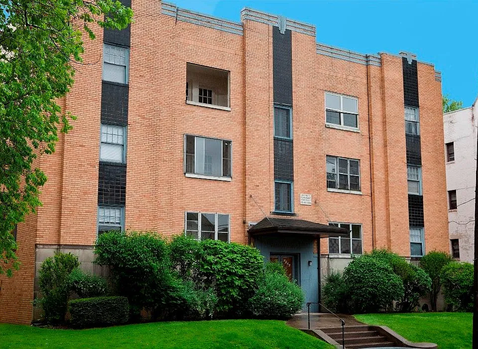 5920 Walnut St #202