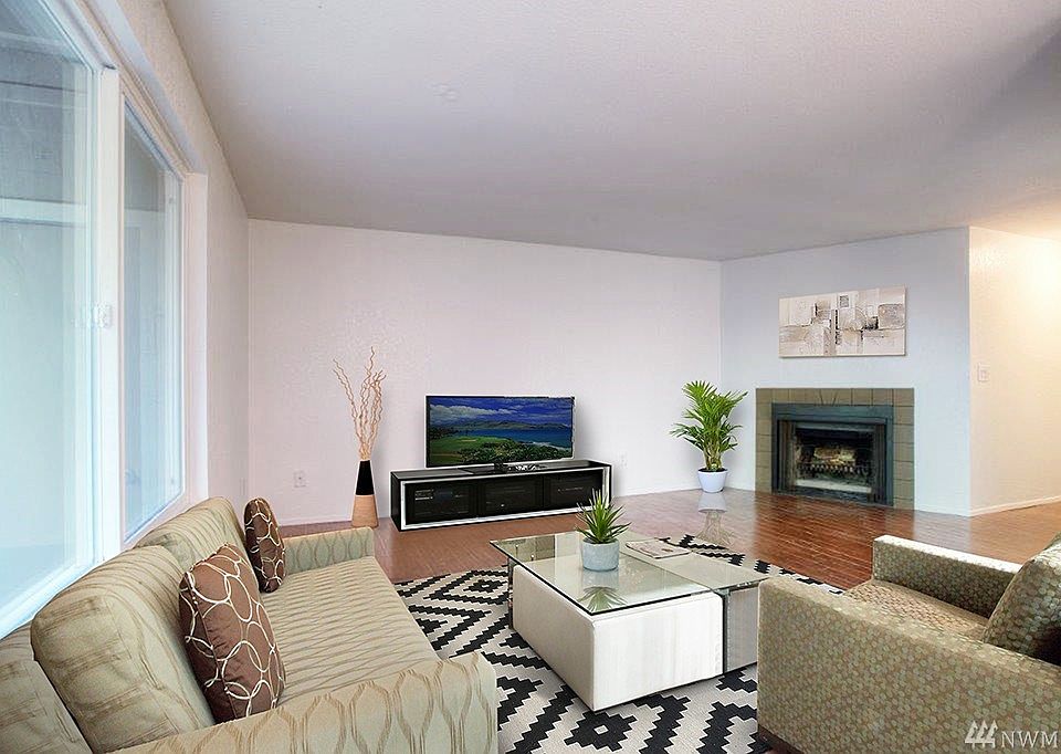 1st image of 19855 25th Ave NE APT 107