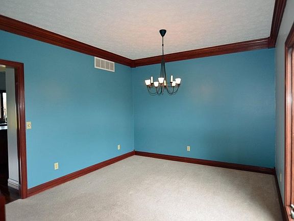 4th image of 1145 Premwood Dr