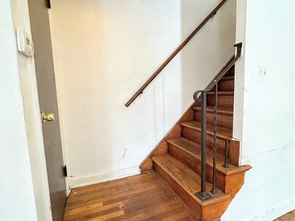 pittsburgh-pennsylvania-11417857 picture