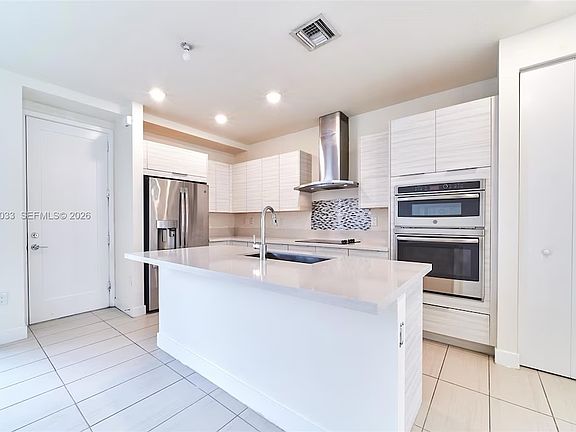 3rd image of 10447 NW 66th St #47777