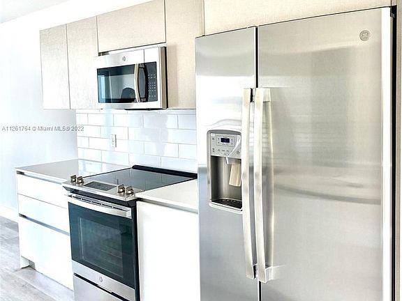 2nd image of 2555 193rd St #2208