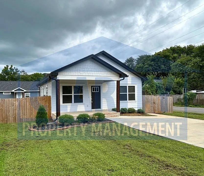 1513 Huff Ave SW