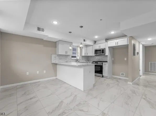 (undisclosed Address), Bronx, NY 10467
