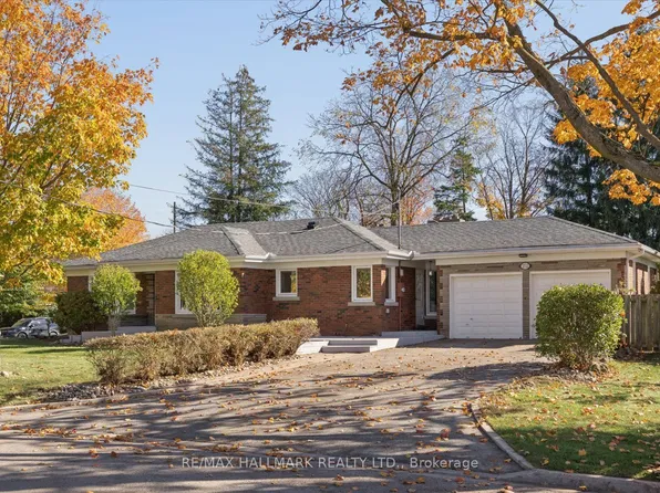 252 Harold Ave, Whitchurch Stouffville, ON L4A 1C1