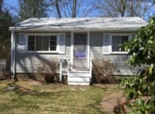 7 Ivy St, Wareham, MA 02571