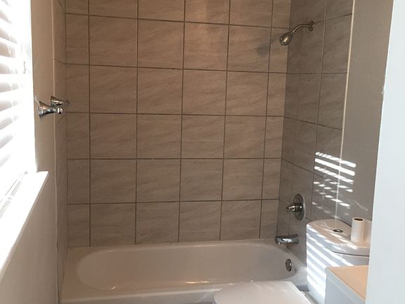 5th image of 300 W 1st Ave APT 210