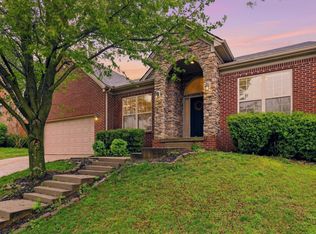 2405 Fieldrush Rd, Lexington, KY 40511