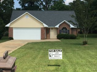 103 McMinn Cir, Louisville, MS 39339
