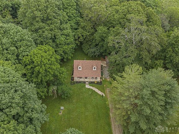 2nd image of 2038 Pratt Rd