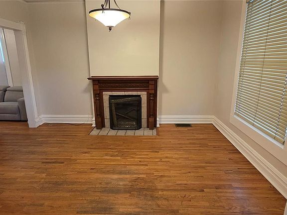 2nd image of 1017 E 20th Avenue
