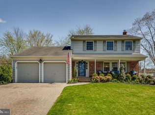 32 Kingswood Rd, Marlton, NJ 08053