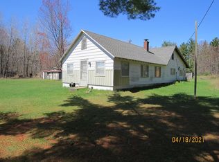 5587 E State Rd, Hale, MI 48739