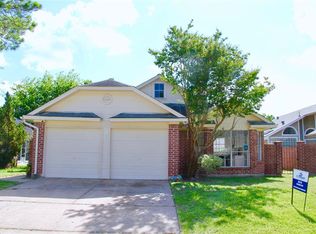 9314 Corner Oaks Ln, Houston, TX 77036