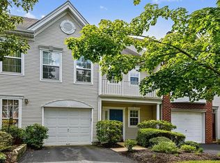 8 Knox Ct, Plainsboro, NJ 08536