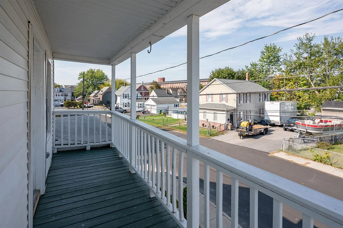 2 bed, 1.0 bath, 1100 sqft, $2,600 — Photo 4