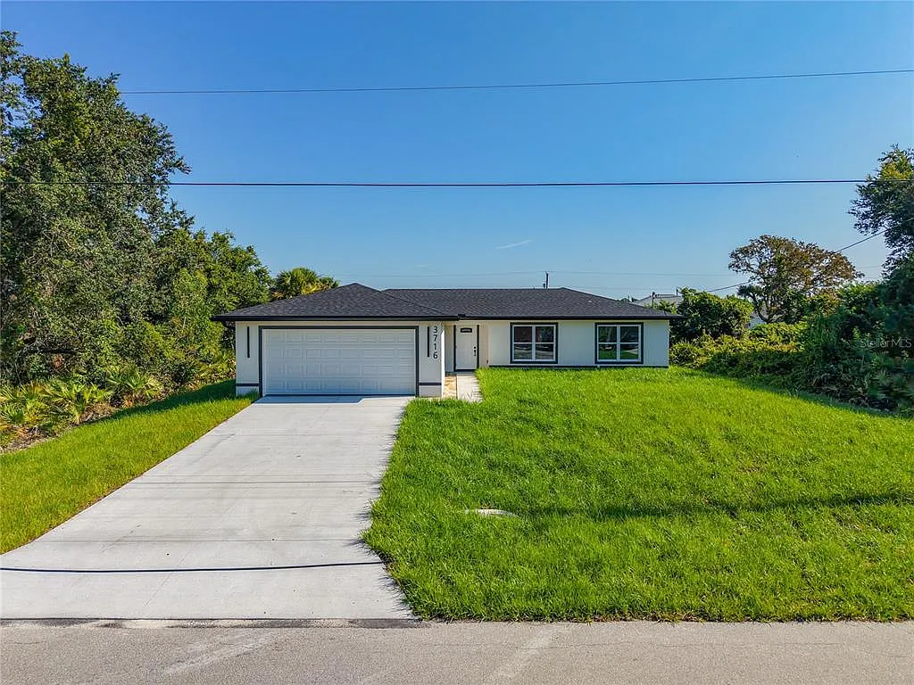 3 bed, 2.0 bath, 1600 sqft, $2,300 — Photo 3