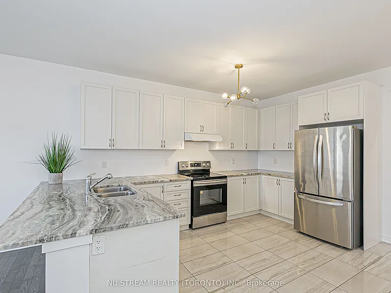 194 Paradelle Dr — Photo 16