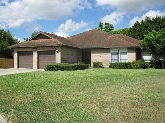 3rd image of 6320 Guinevere Dr