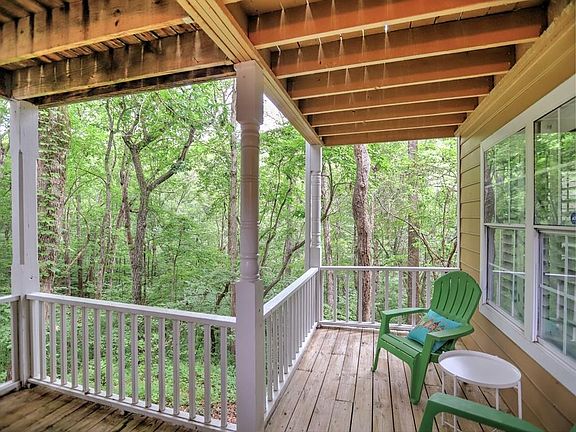 3rd image of 3980-208 Riverlook Pkwy SE #8