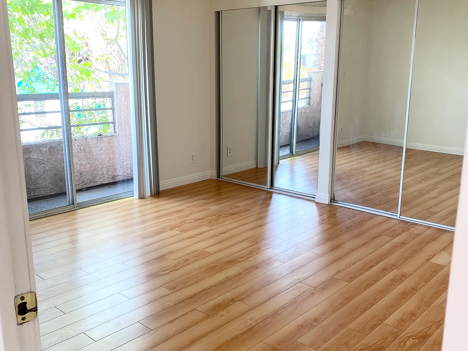3 bed, $3,500 — Photo 4