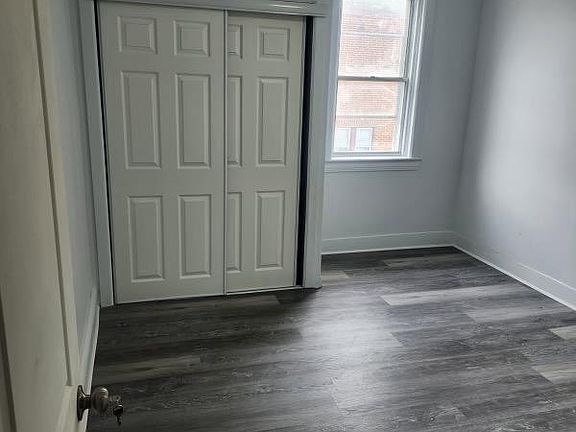 Back bedroom