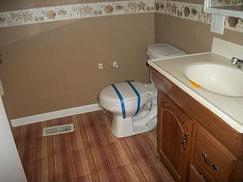 2nd image of 913 Franora Dr