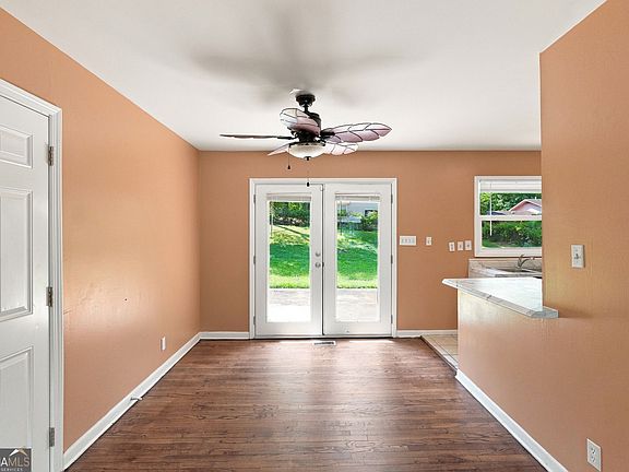 3rd image of 3713 Elkridge Dr