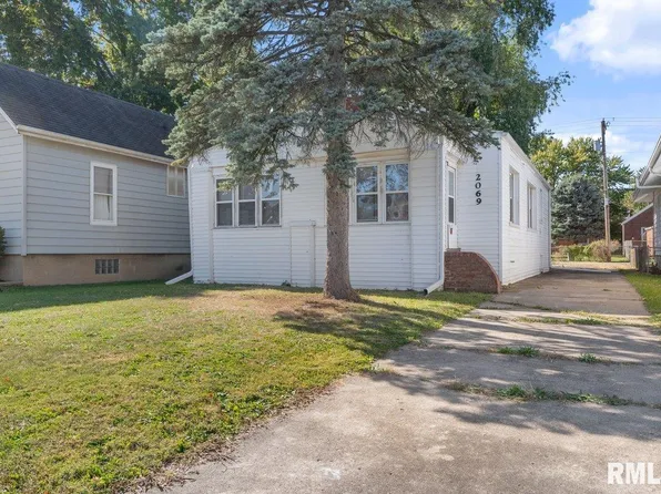 2069 N 8th St, Springfield, IL 62702