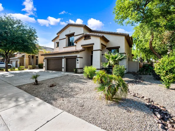 974 E AQUARIUS Place, Chandler, AZ 85249