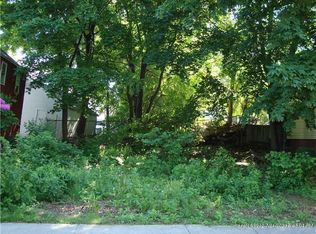 31 Forest St, Portland, ME 04102