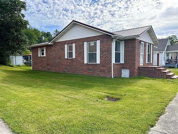 2nd image of 1817 5th St