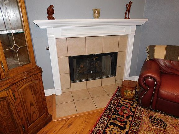 4th image of 2305 Avenue B