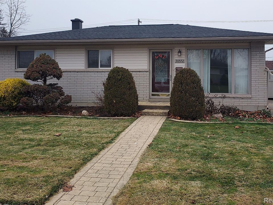 1st image of 30572 Burlington St