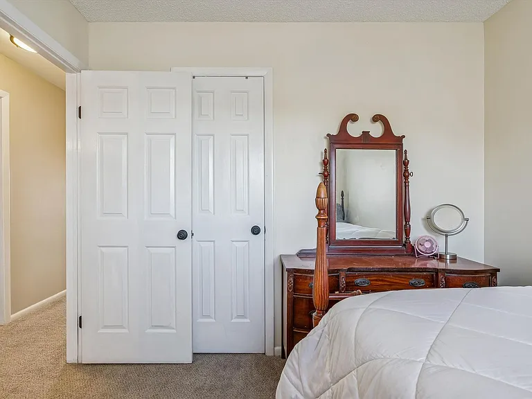 762 Quesnel Dr — Photo 30