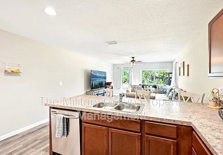 4475 Civic Way — Photo 13