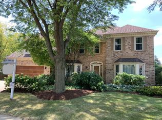 1740 Quarter Horse Ct, Wheaton, IL 60189