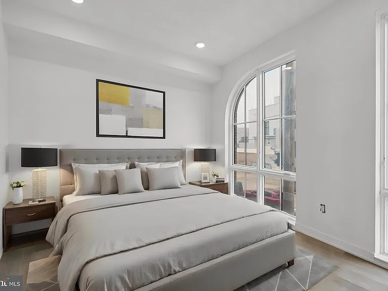 1828 Frankford Ave #303 — Photo 9