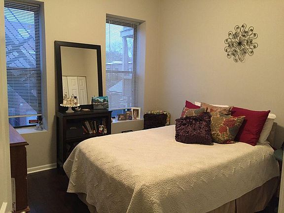 3rd image of 1657 N Halsted St #3A