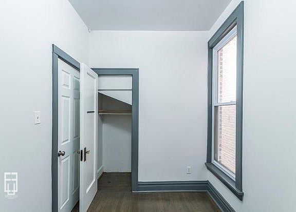 4th image of 2610 W Superior St #01