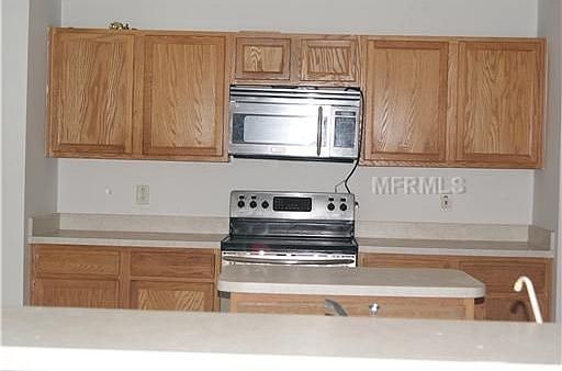 3rd image of 423 Kings Eagle Ln