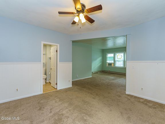 3rd image of 504 W Albany Dr