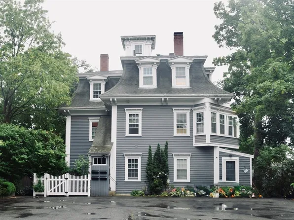 31 Prospect St APT 3, Marblehead, MA 01945