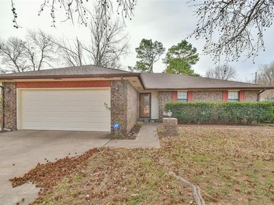 410 E Johnson St, Lexington, OK, 73051