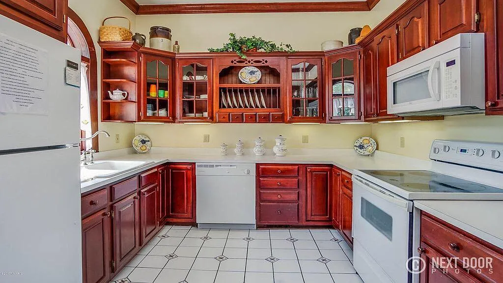 3 bed, 1200 sqft, $1,150 — Photo 4